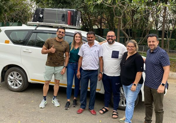 Happy guests with Agra Cabs - Agra Cabs
