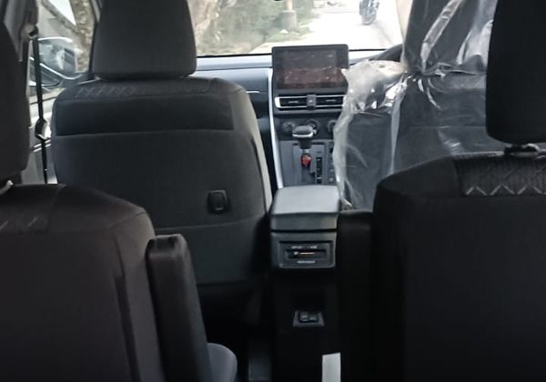 Toyota Innova Hycross cabin - Agra Cabs